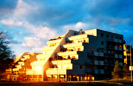 Praktica FX 3 + Edixa-Iscotar - Apartment Building in Sunset (Brno-Lesná)
