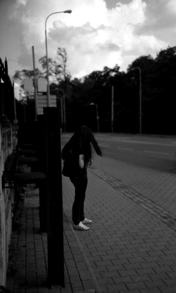 Kiev 4 + Jupiter-12 35/2,8 - Dramatic Tram Stop Scene 1