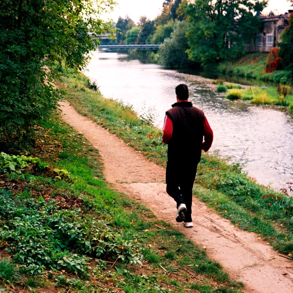 Minolta Hi-Matic G - Streets of Brno in Colour 06