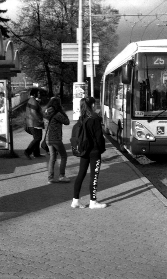 Beirette VSN - Trolley-Bus Arrival