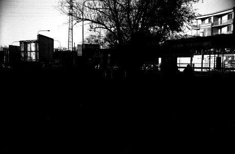 Siluet Elektro - Bus Stop From Behind