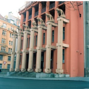 Flexaret 3a - Entrance of Health Centre Zahradníkova