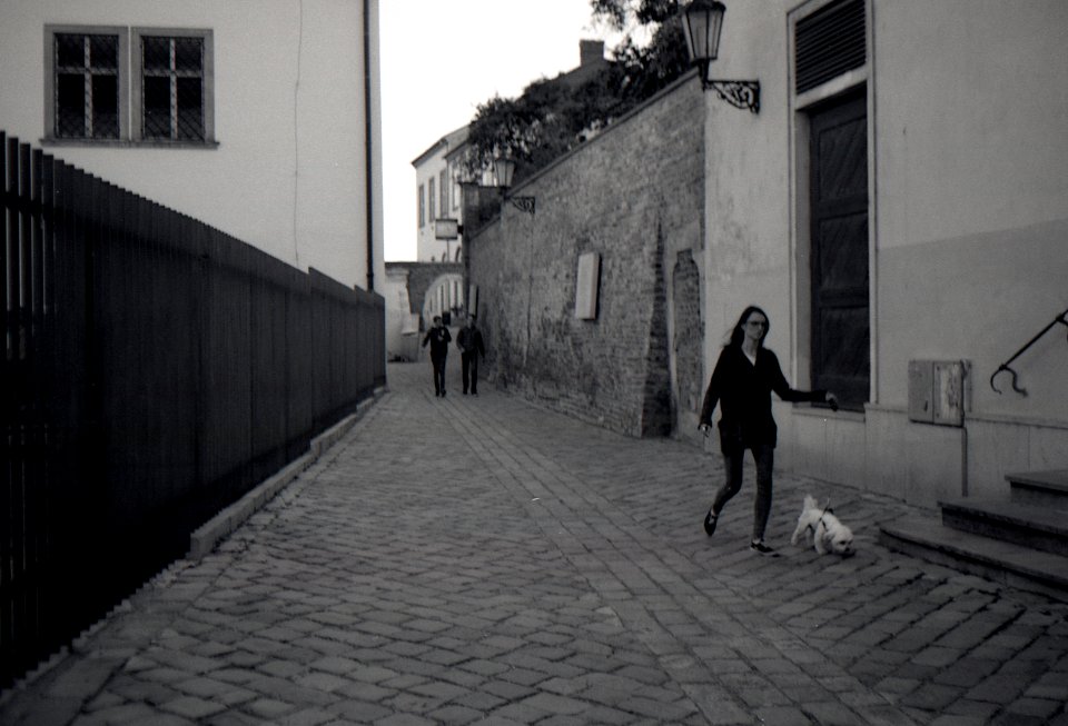 Minolta Hi-Matic G - Old Street on Petrov Hill