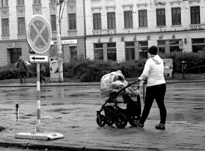 Ricoh TLS 401 with Helios 44-2 - Young Mother in Rainy Day