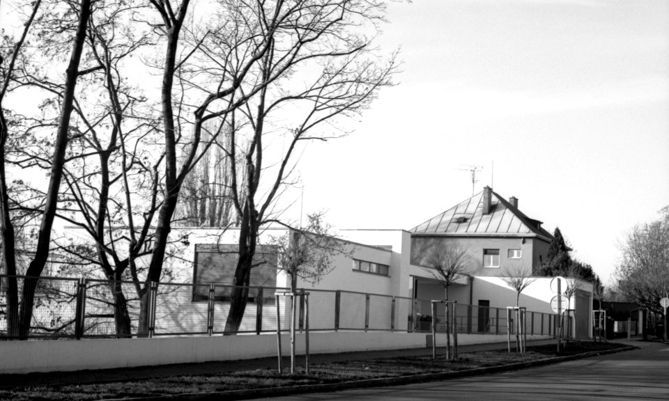 Kiev 4 + Helios 103 - Villa Tugendhat