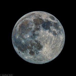 99% Illuminated Saturated Moon
