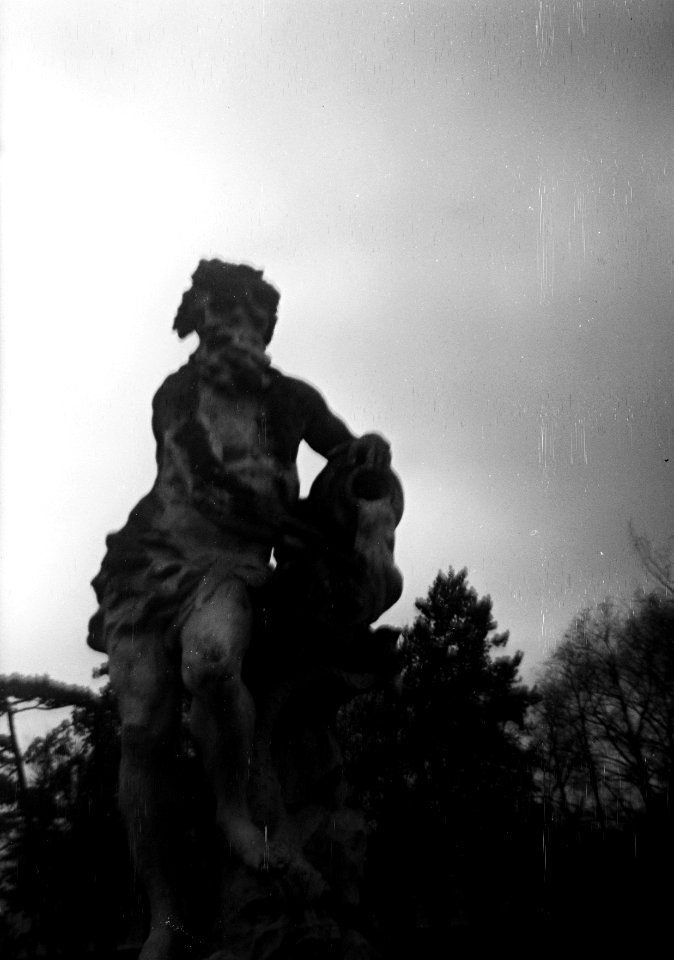 Zeiss Ikon Box Tengor - Psychiatric Hospital Černovice Tour 2