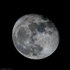 Waning Gibbous Moon on 11-27-15