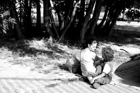 Canon EOS 30 with Canon EF 50mm f/1,8 II - Mother and Son