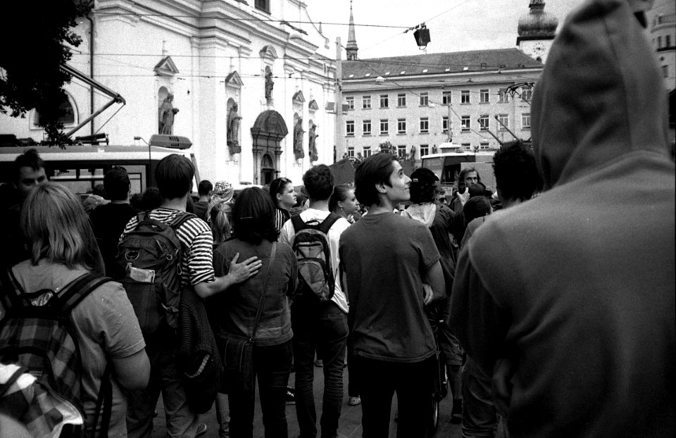 Elikon 35S - Antifascist and Pro-Refugee Demonstartion in Brno