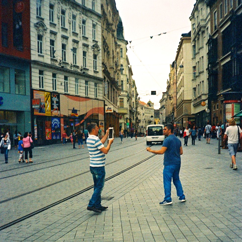 Elikon 35S - Tablet Shooter on Liberty Square 1