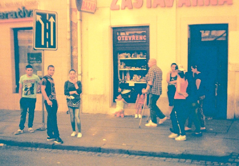 Vilia-Auto - Redscale - Cejl Street Scene 2
