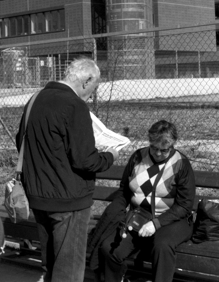 Zorki 4 + Industar-61 L/D - Bus Stop Scene 1