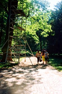 Pentacon Electra - Park Scene