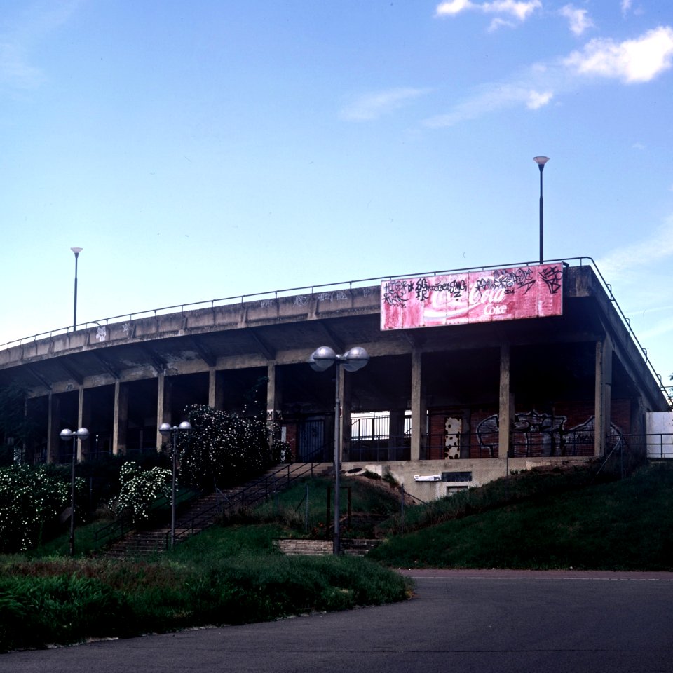 Pentacon Six + MC Biometar 2,8/120 - Abandoned Soccer Stadium in Brno 01