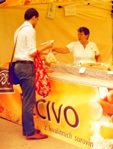 Praktica BC1 - Redscale - At the Stand with Baked Goods