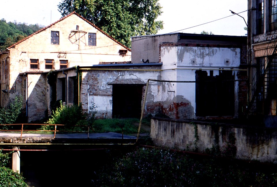 Praktica MTL5 + Helios-44M-4 - Abandoned Textile Factory