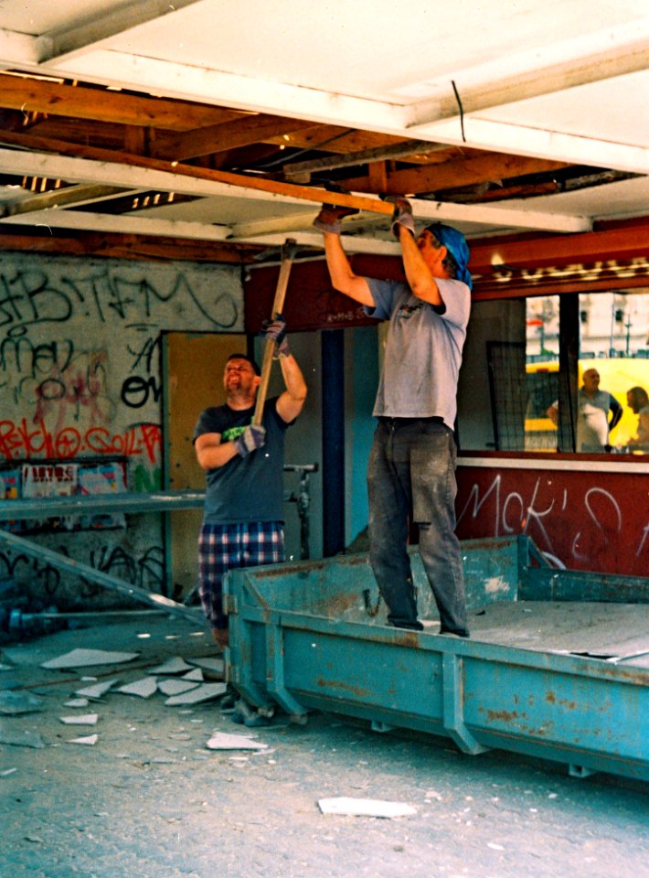 Sokol 2 - Demolition Workers