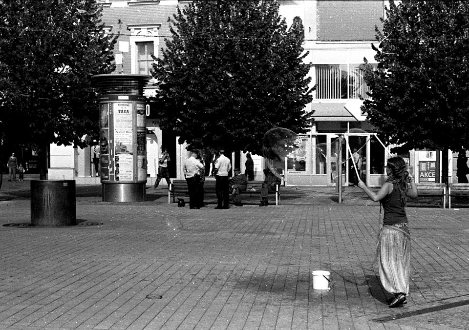 Canon EOS 30 - Bubble Performer 1