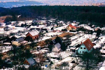 Praktica MTL3 + Helios 44-2 2/58 - Cottages in Winter (Brno-Lesná)