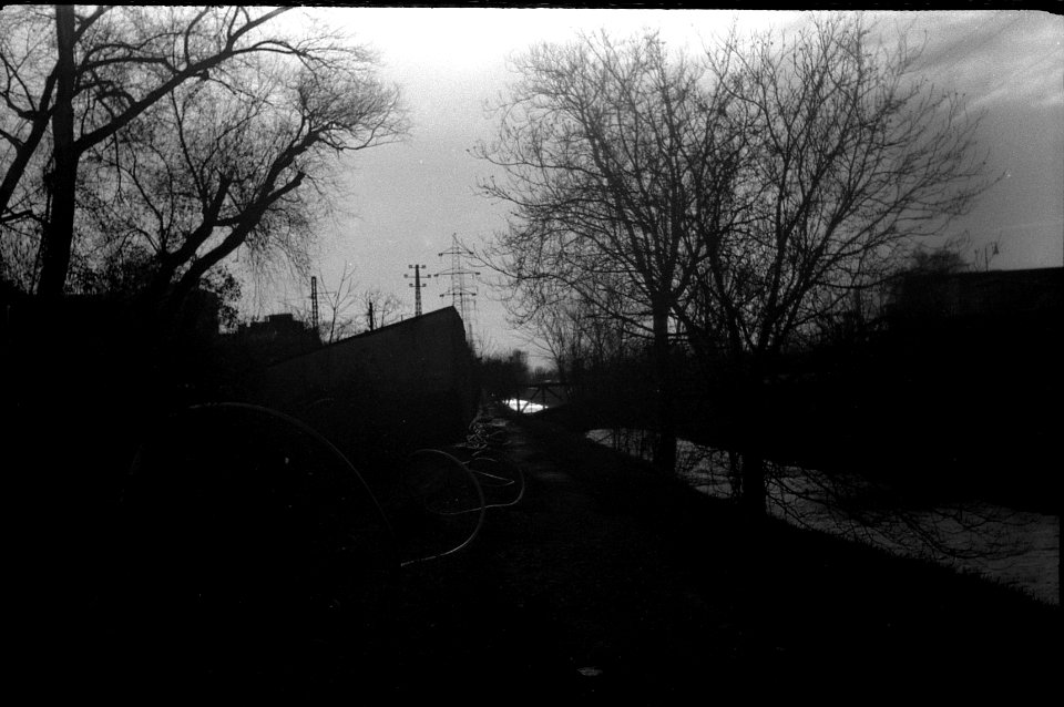 Exa + Tessar 2,8/50 - Svitava Riverbank next to the former Slaughterhouse 02
