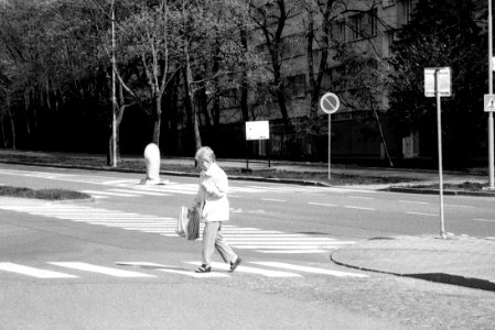 Pentax Espio 170SL - Crosswalk Lady