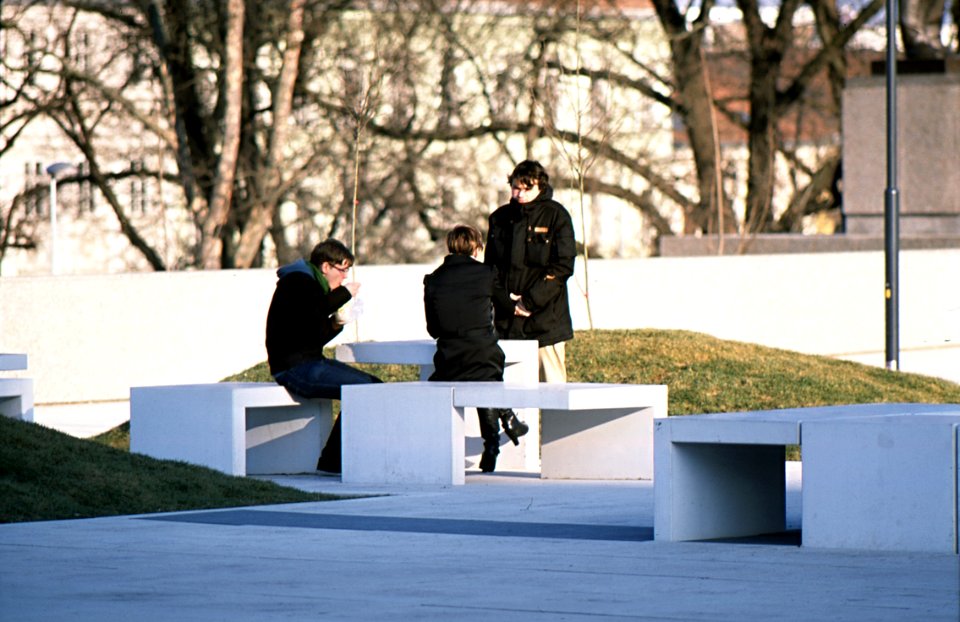 Praktica MTL3 + Pentacon Electric 4/200 MC - In front of Janacek's Theatre 3