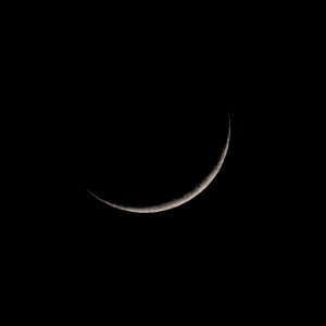 4% Illuminated Crescent Moon