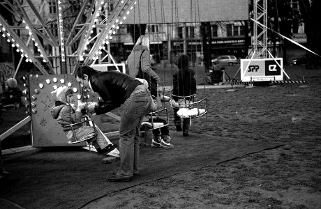 Kiev 4 + Jupiter-8 - Merry-go-round Scene 4