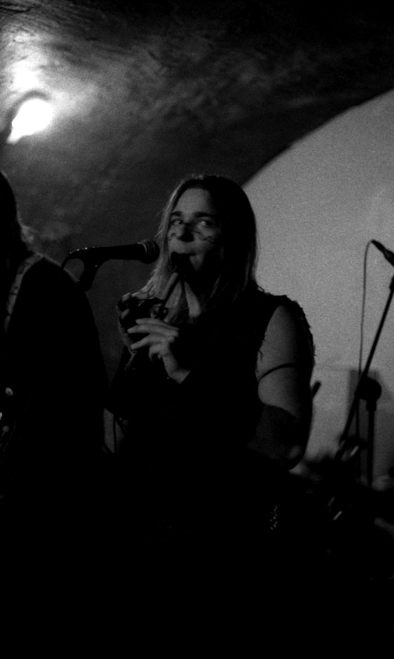 Canon EOS 30 - Punk Concert - Barbar Punk 5