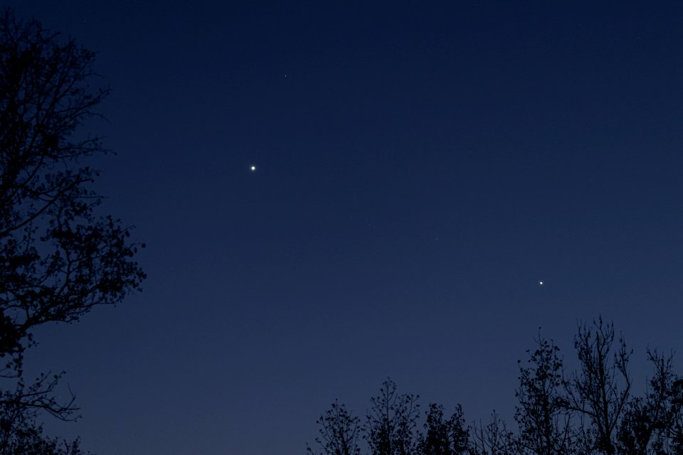 Venus and Jupiter on 11-27-19