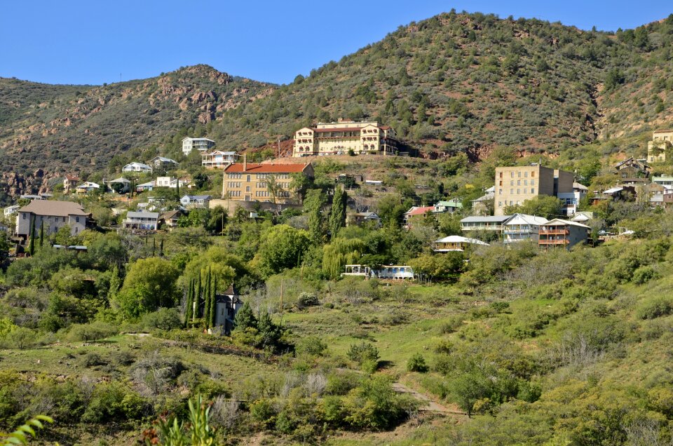 Jerome arizona arizona town on mountain mining town