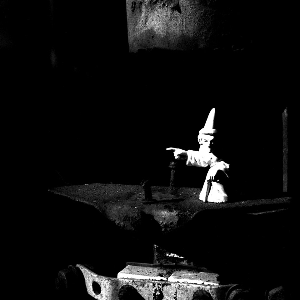 Praktica Super TL +  Helios 44-2 2/58 -  Little Inhabitants of Abandoned Places 2
