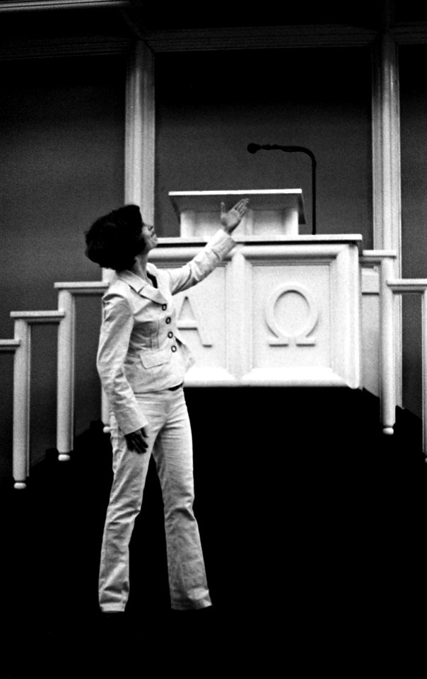 Praktica BC1 - Vespers Concert in Blahoslav's House (Brno) - Petra Meisl Pointing at Her Husban Playing Organ
