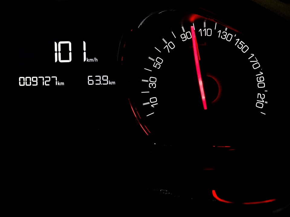 Digital auto vehicle