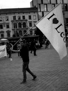 Elikon 35S - Young Man with a Flag