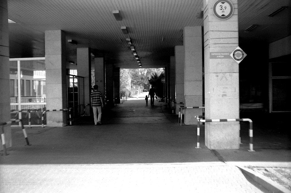 Siluet Elektro - Entrance of Bohunice Hospital