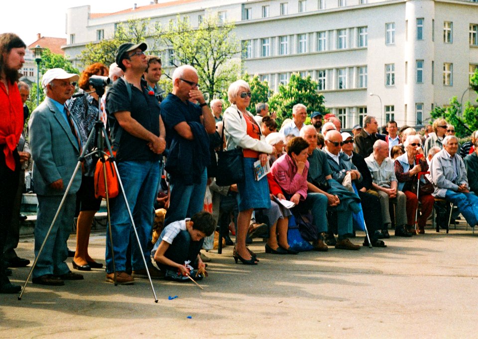 Praktica MTL 5 +  Helios 44-2 2/58 - May Day Brno 2014 - 08