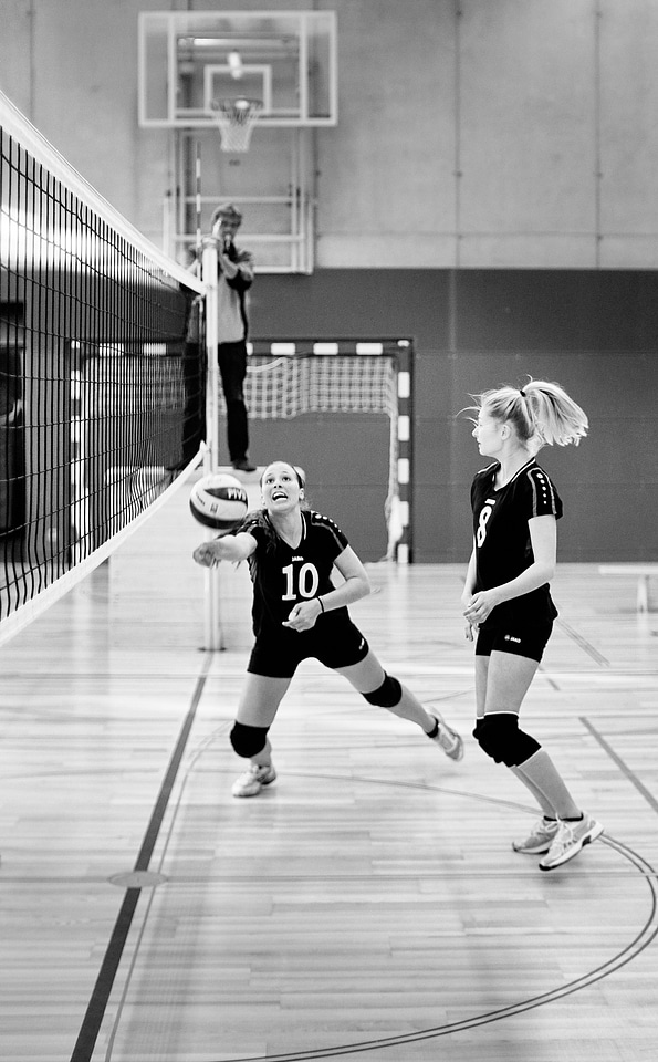 Play competition young