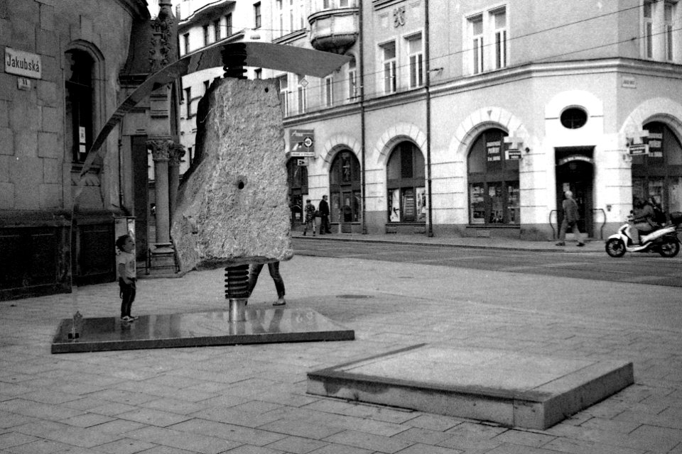 Canon Prima Zoom (Sure Shot) 76AiAF - Little Boy and Modern Sculpture