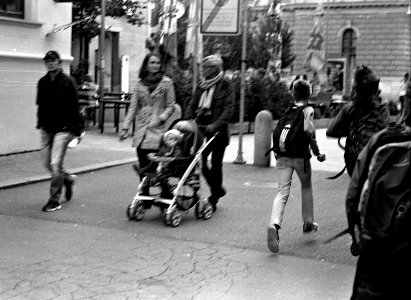 Ricoh TLS 401 with Helios 44-2 - Running Boy
