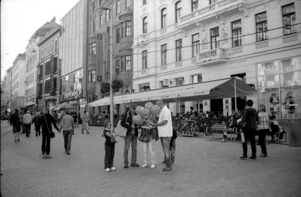 Elikon 35S - Sunday Street Stroll 2