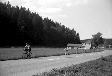 Agfa Optima 1a - Cyclists