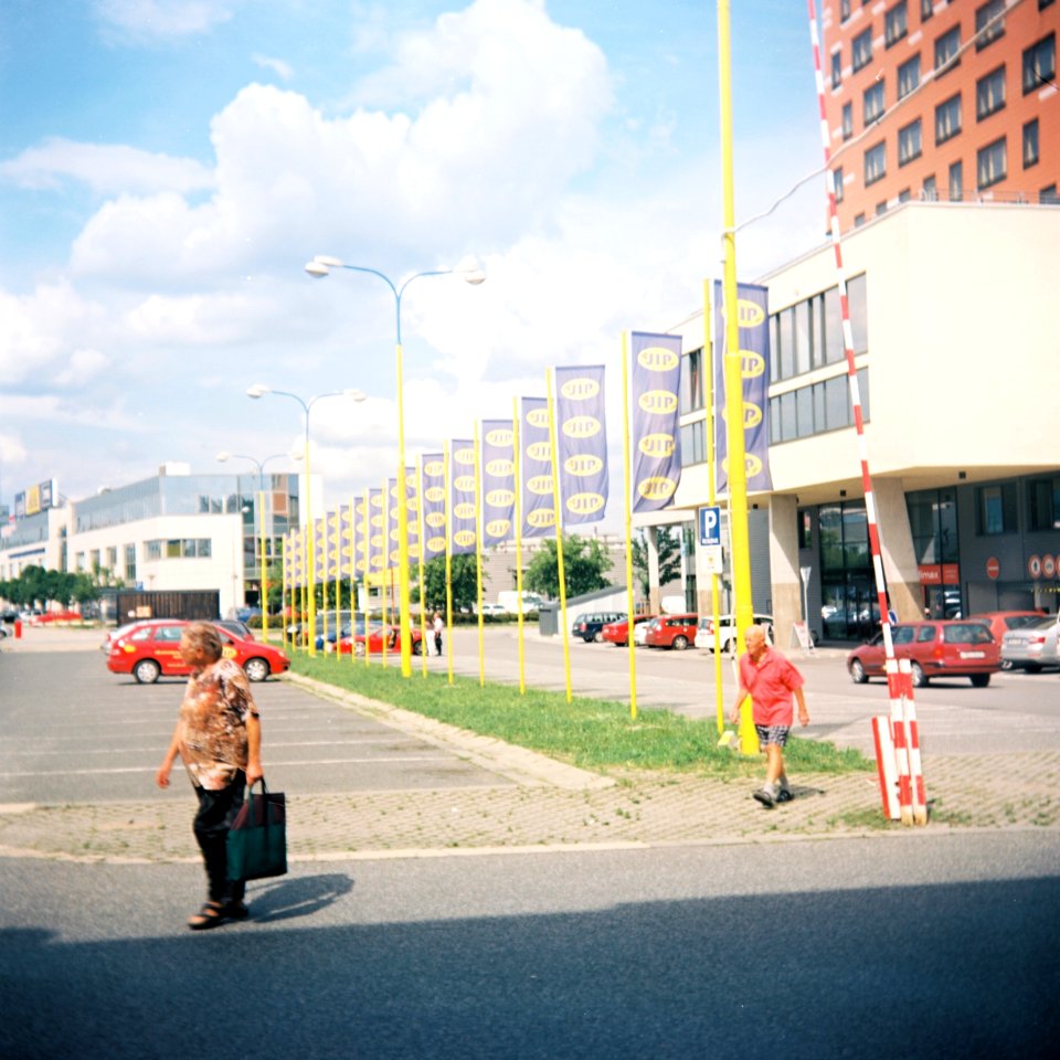 Certo Phot - People Going to the Supermarket 2