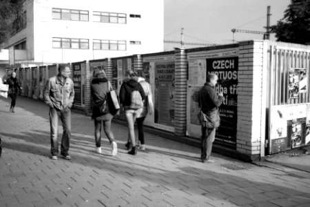 Minolta Hi-Matic G - Man Looking at Women