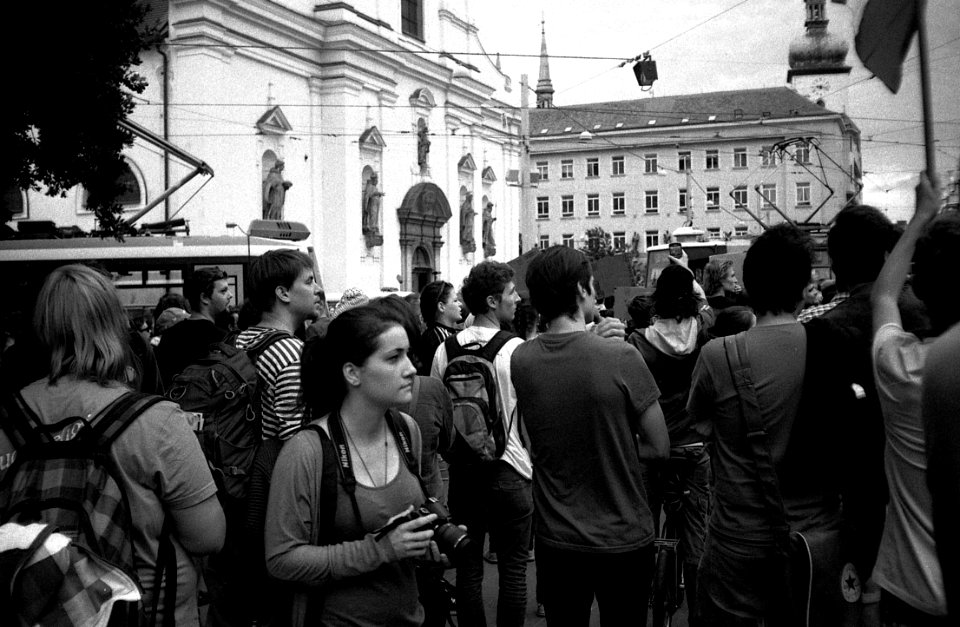 Elikon 35S - Antifascist and Pro-Refugee Demonstartion in Brno