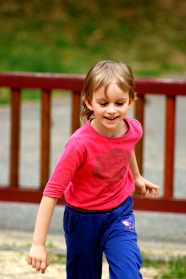 Sony Alpha A230 with Pentacon Electric 4/200 MC - Images of Happy Childhood 1