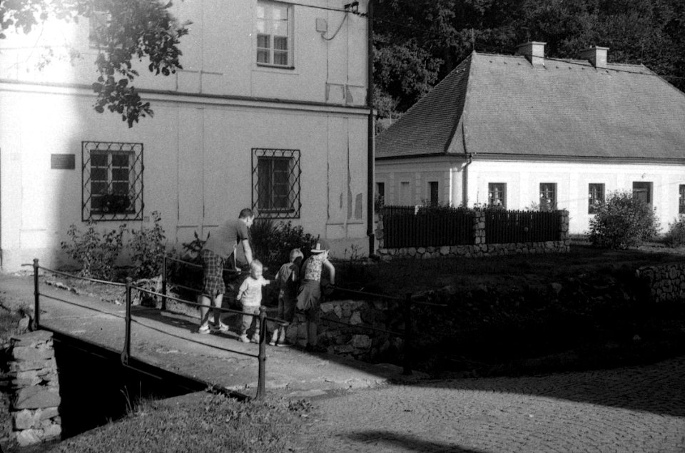 Agfa Optima 1a - Street Photos from Sloup Town 04