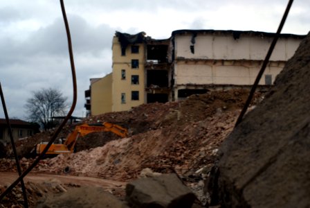 Sony A230 + MIR-1V - Demolition of Vlněna 13