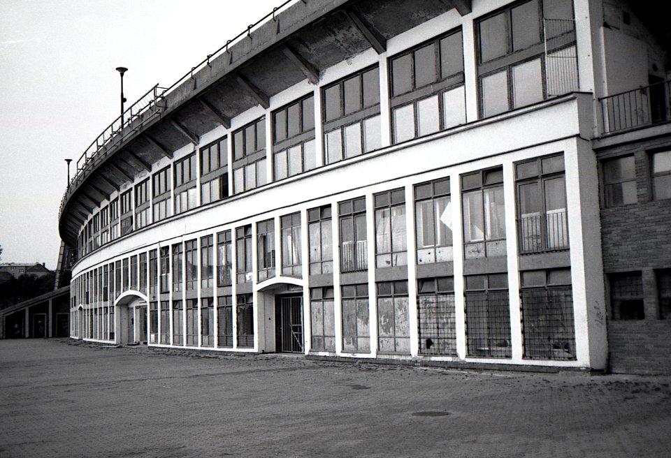 Minolta Hi-Matic G - Abandoned Soccer Stadium 02